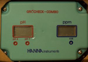 Hanna GroCheck pH & TDS Combo Meter